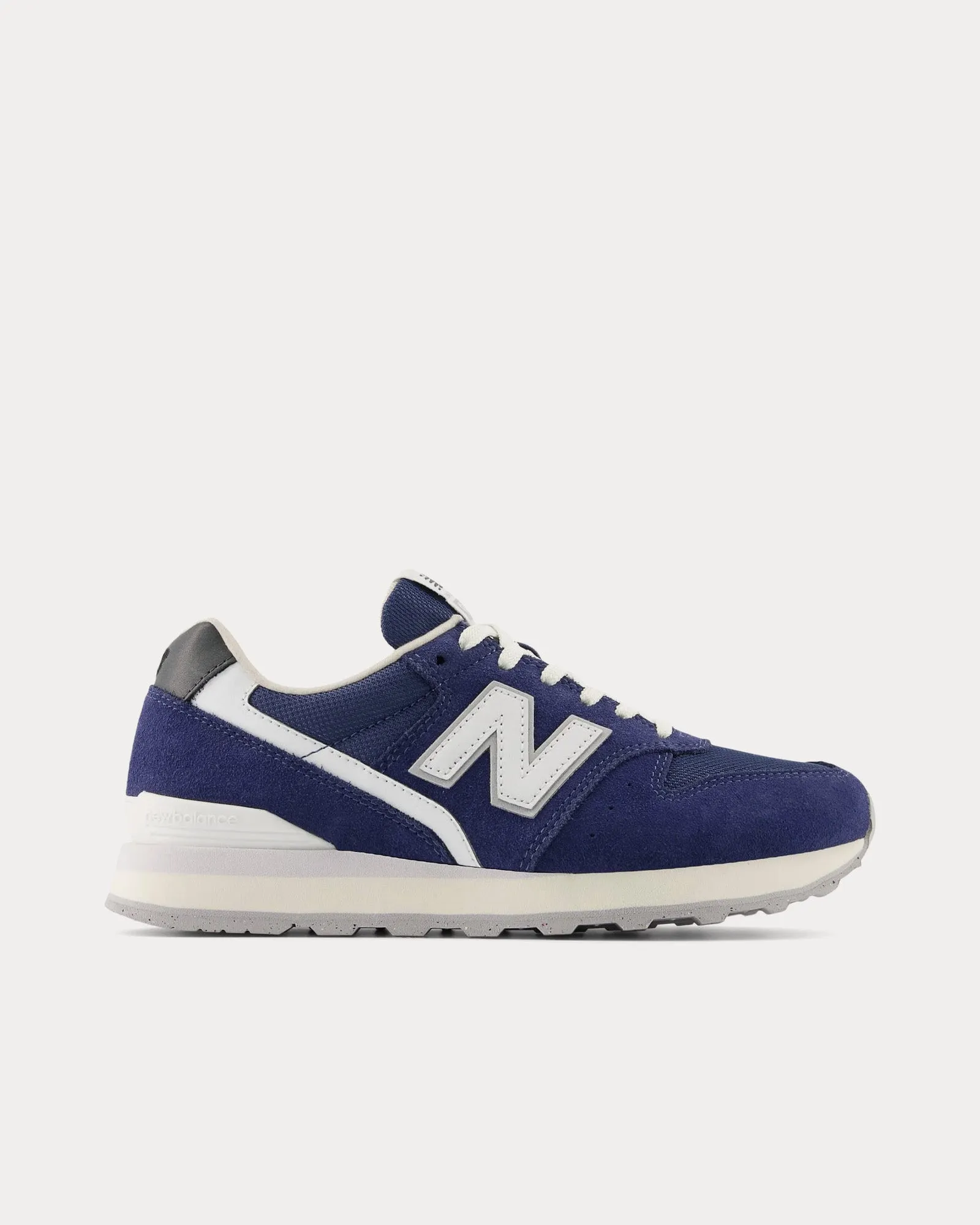 996T Navy Low Top Sneakers