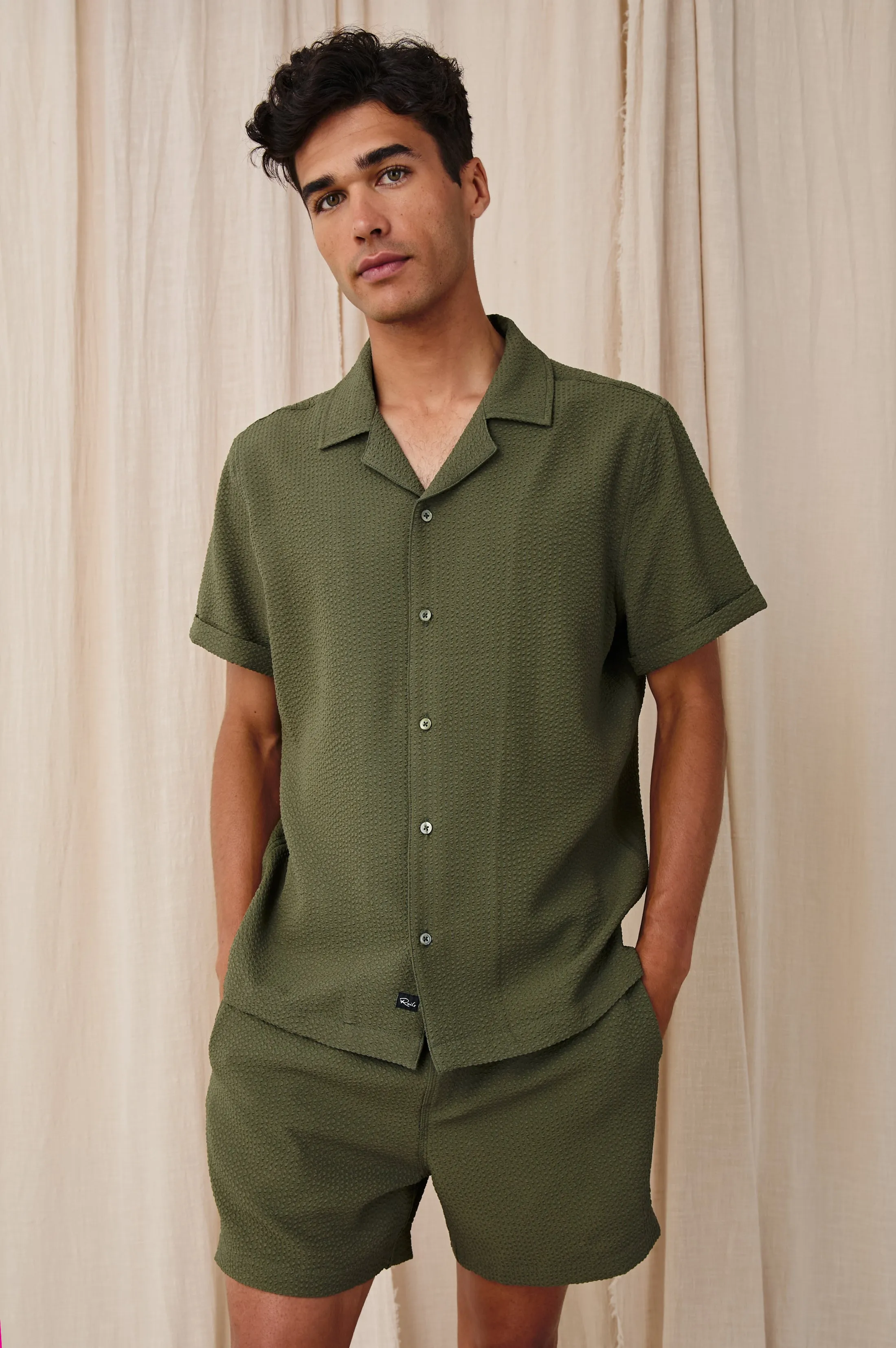 AMALFI SHIRT - OLIVE SEERSUCKER