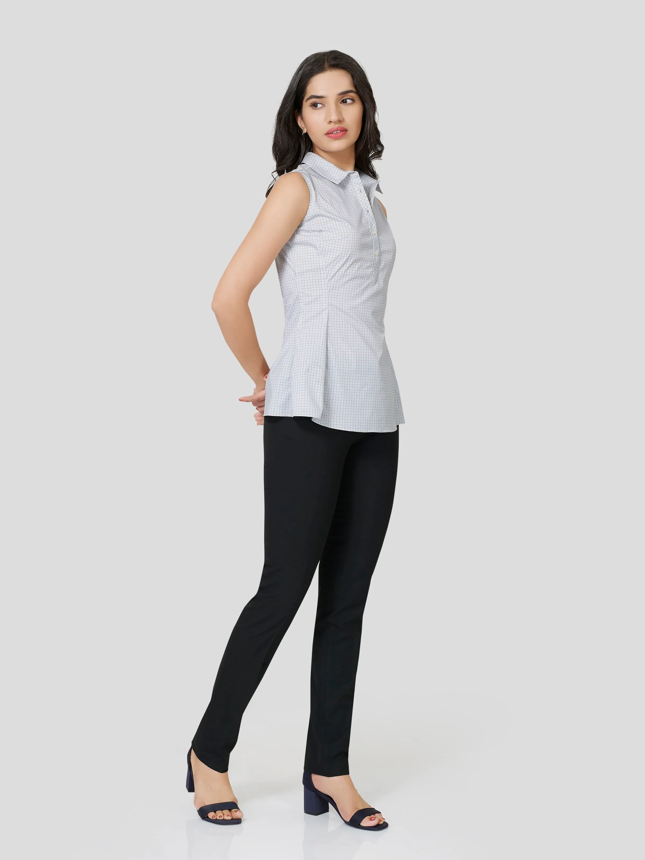 Immaculate Flair & Fit Sleeveless Shirt