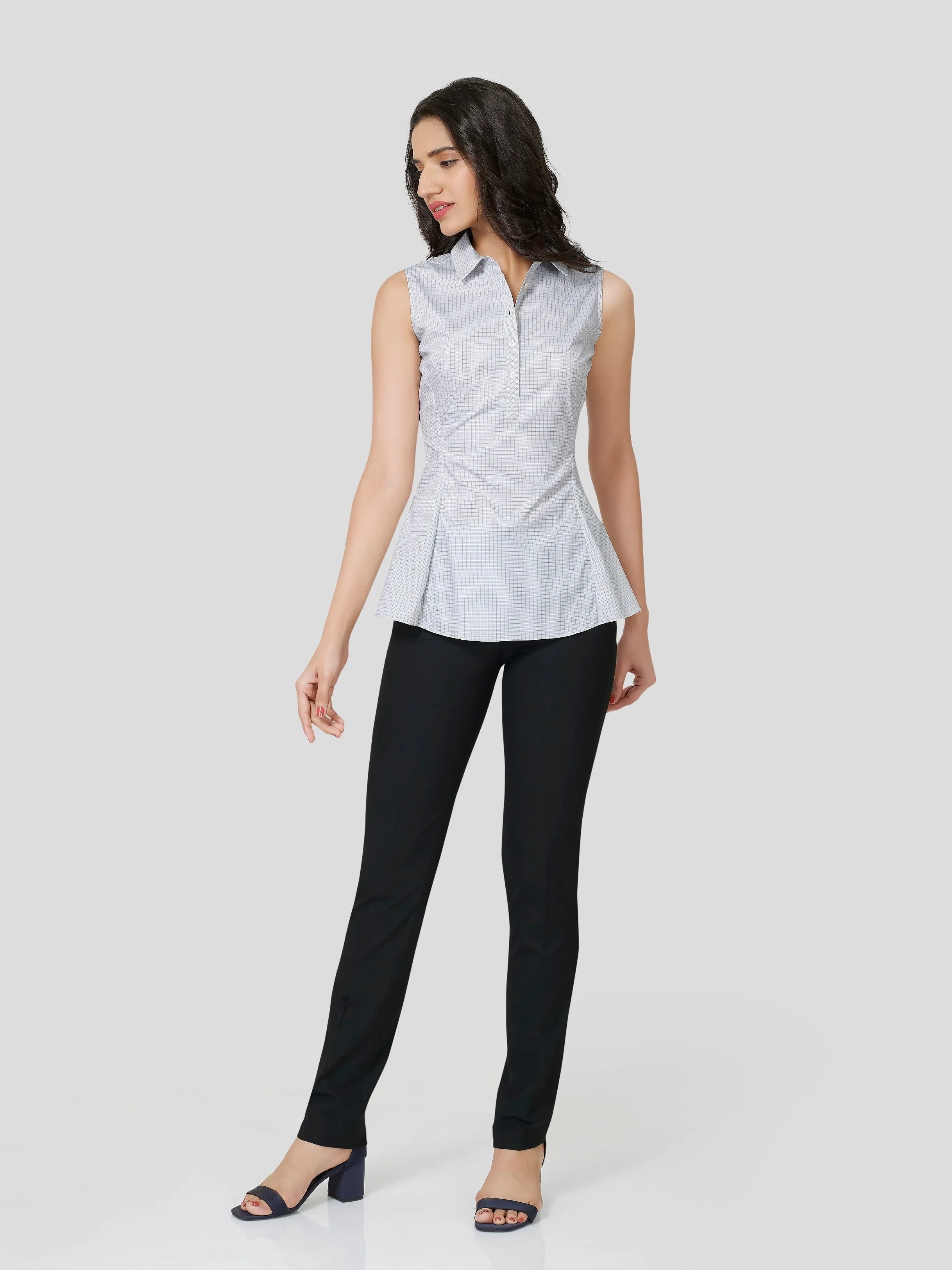 Immaculate Flair & Fit Sleeveless Shirt