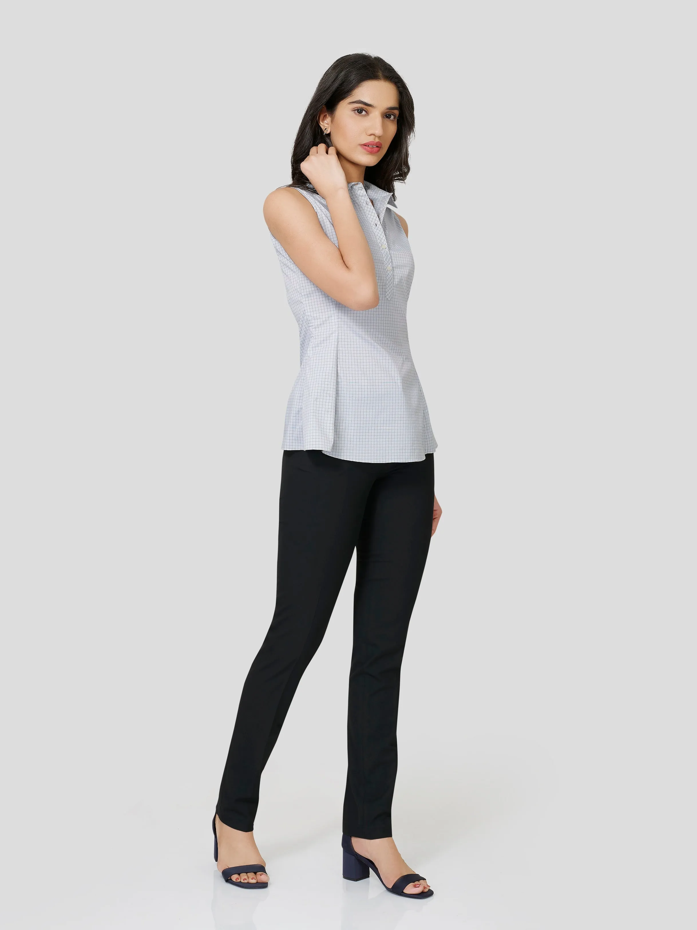 Immaculate Flair & Fit Sleeveless Shirt