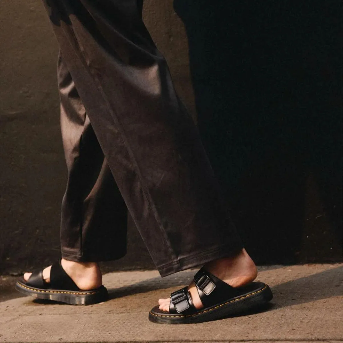 Josef Slide Sandal
