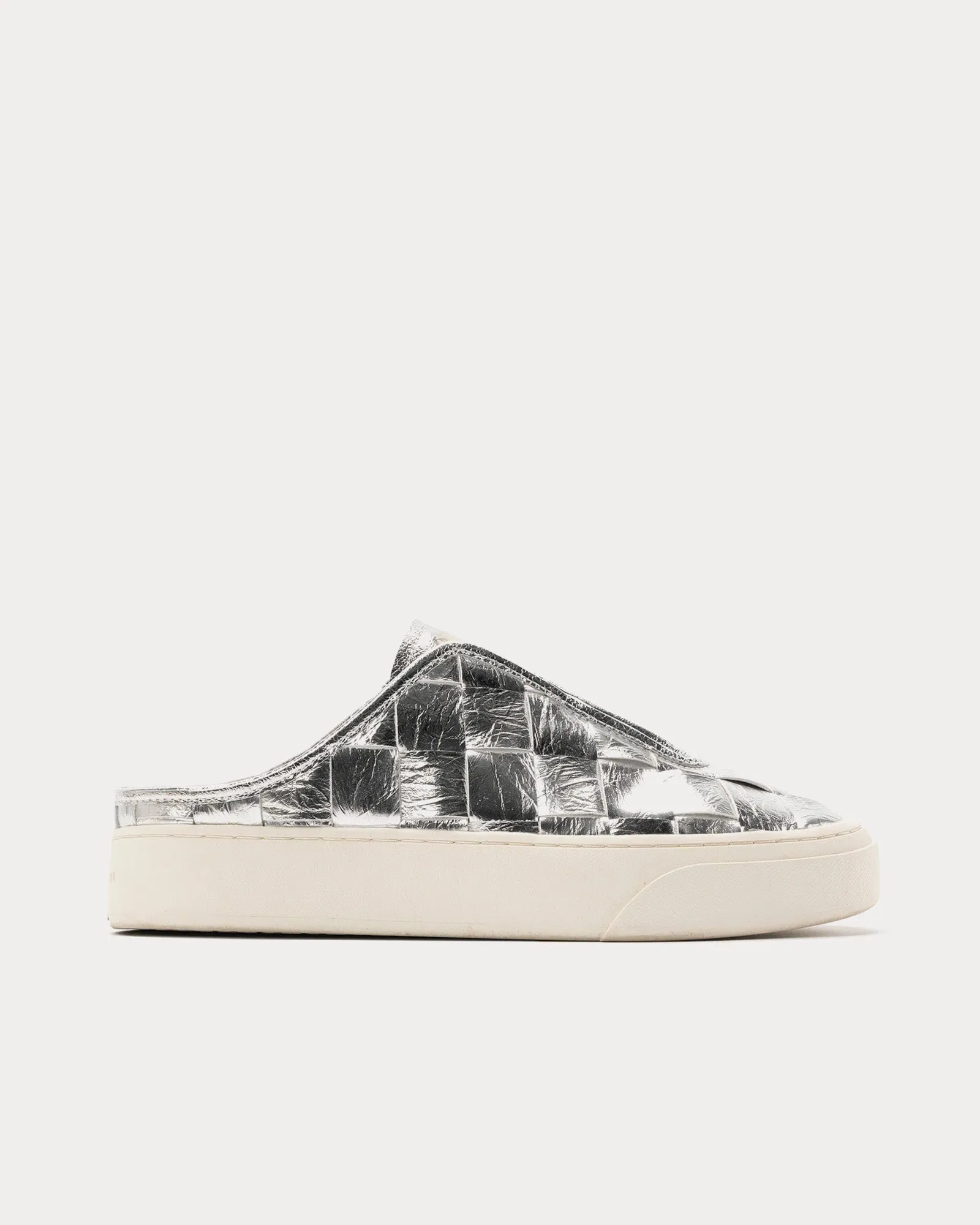 Knitting Leather Silver Mules