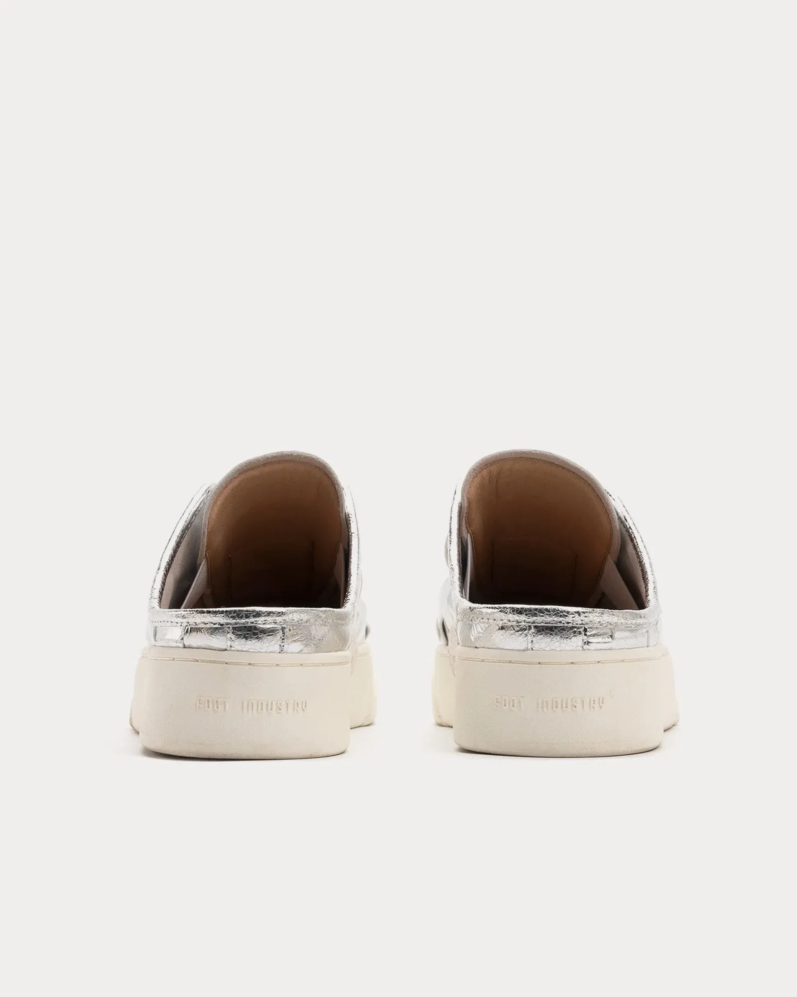 Knitting Leather Silver Mules