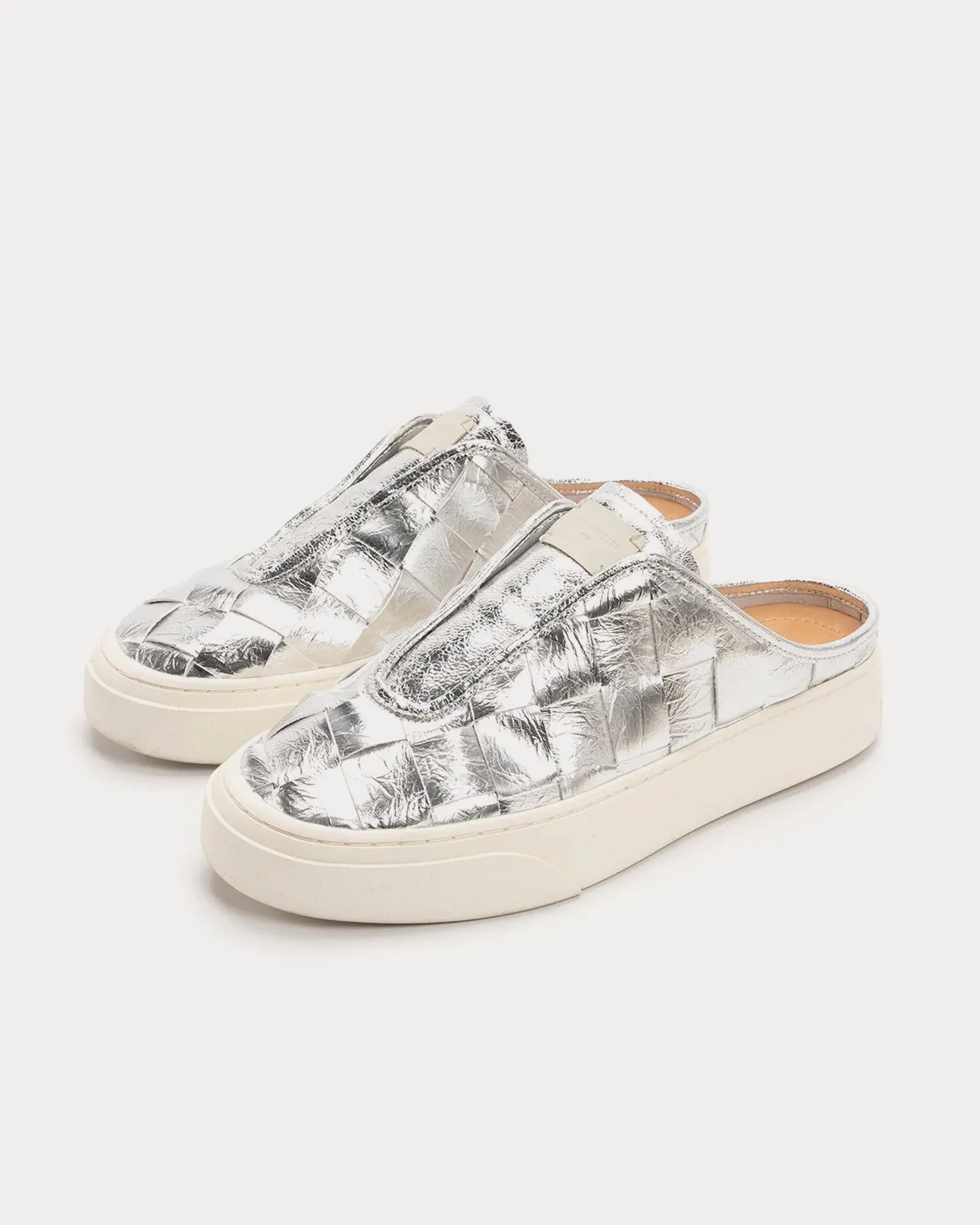 Knitting Leather Silver Mules