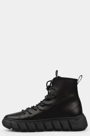 Laced calf leather sneakers