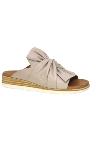 Leather Bow Everly Sandal - Grey