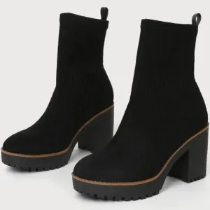 Ribbed Knit Block Heel Ankle Boots