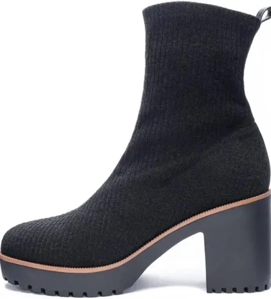 Ribbed Knit Block Heel Ankle Boots