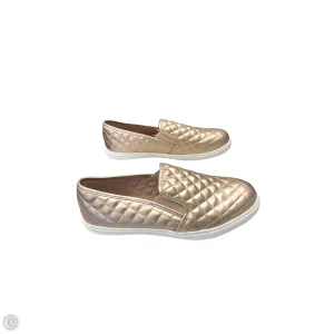 Shoes Flats By Torrid In Gold, Size: 12