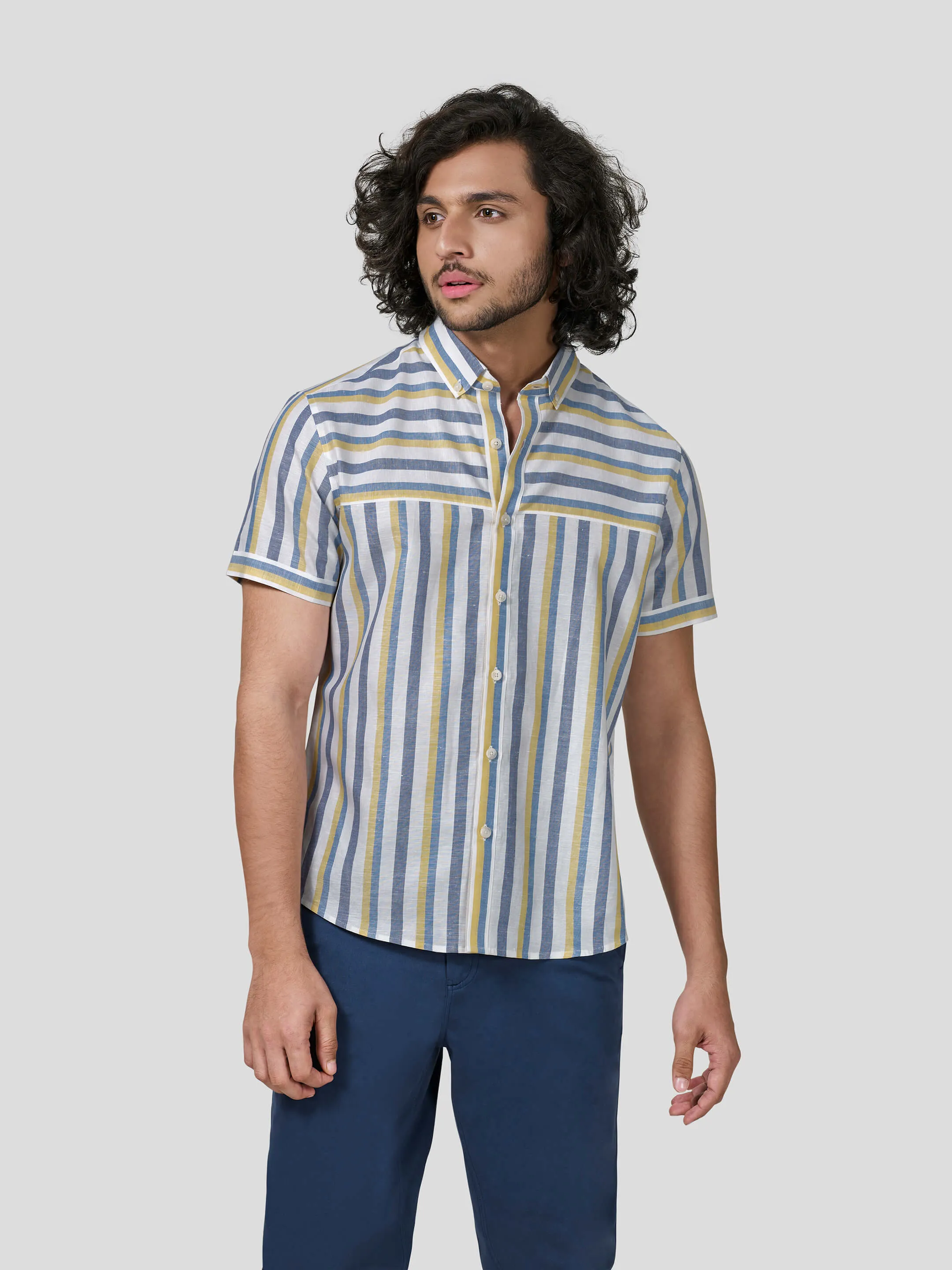 Virtuoso Short Sleeve Striped Untuck Fit Shirt