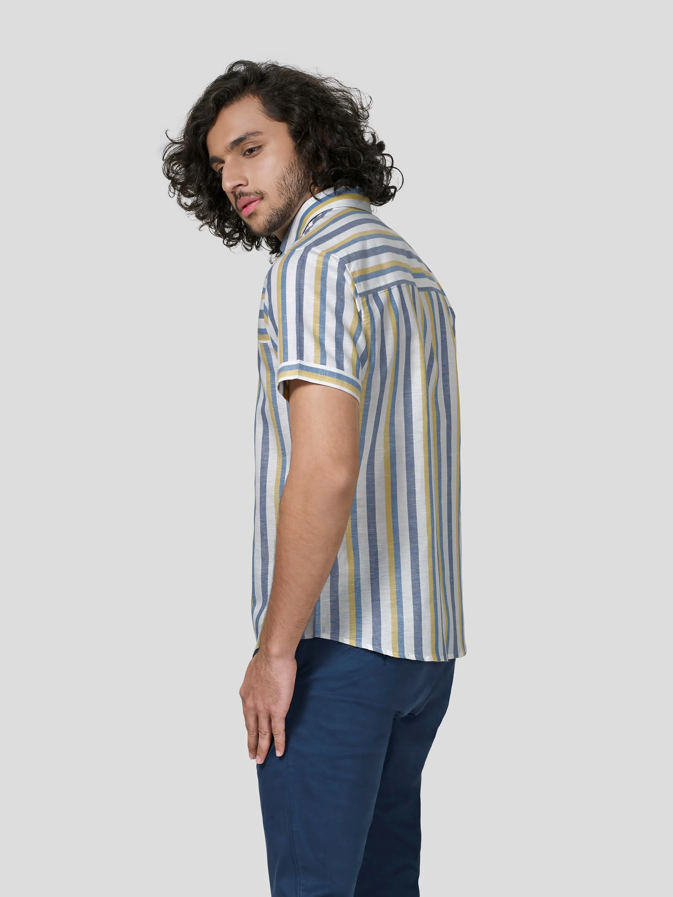 Virtuoso Short Sleeve Striped Untuck Fit Shirt