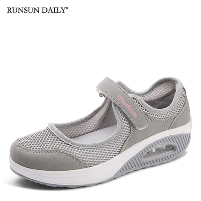 Women's Walking Shoes Lightweight Mesh Breathable Flat Shoes